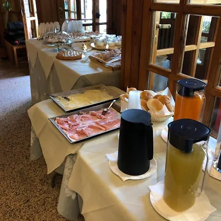 Hotel Cozza 1957 Szálloda Camigliatello Silano